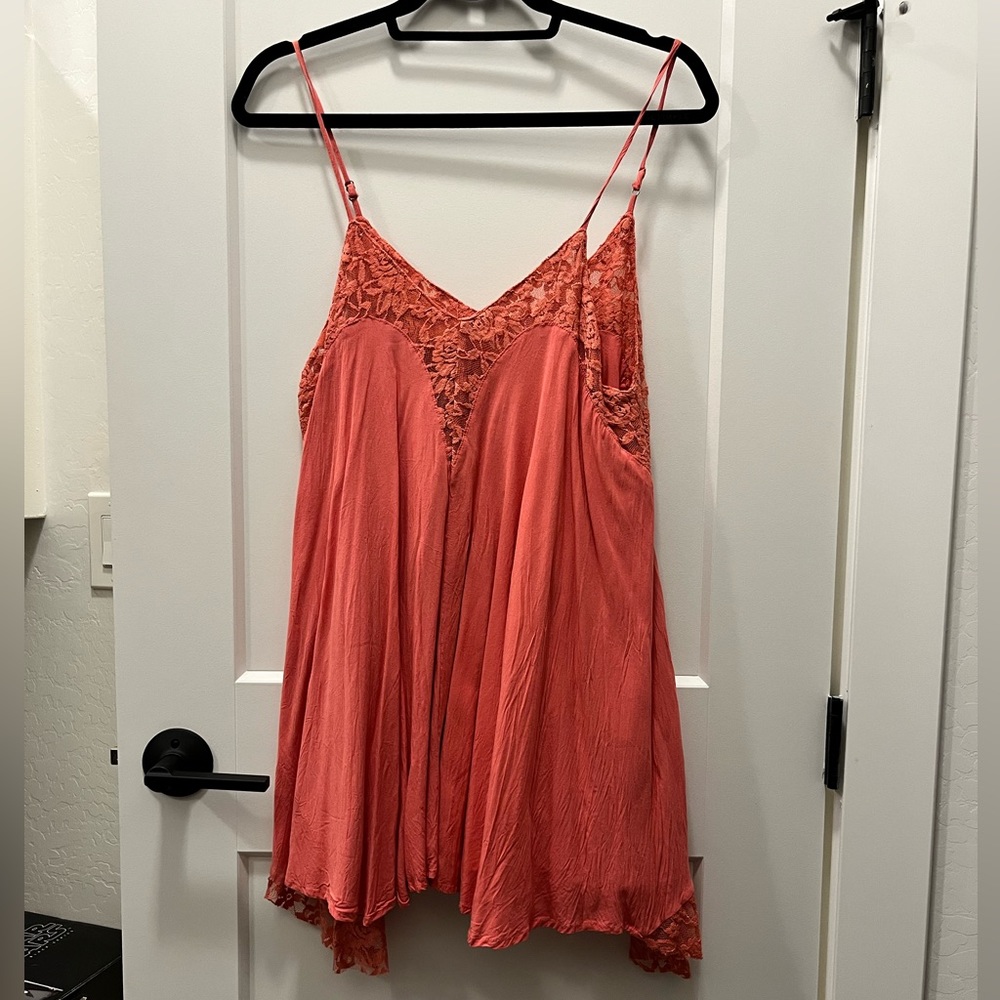 Solemio Los Angeles Lace Camisole Dress